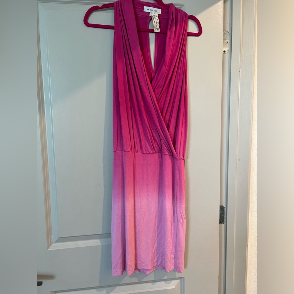 Amour very medium pink dress never worn   Stretchy form fitting
